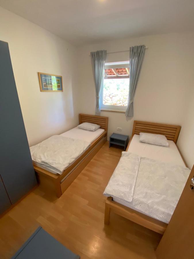 Apartments Matlovac Zdrelac Bagian luar foto