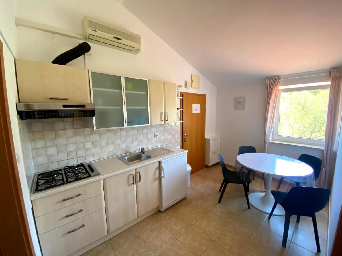 Apartments Matlovac Zdrelac Bagian luar foto
